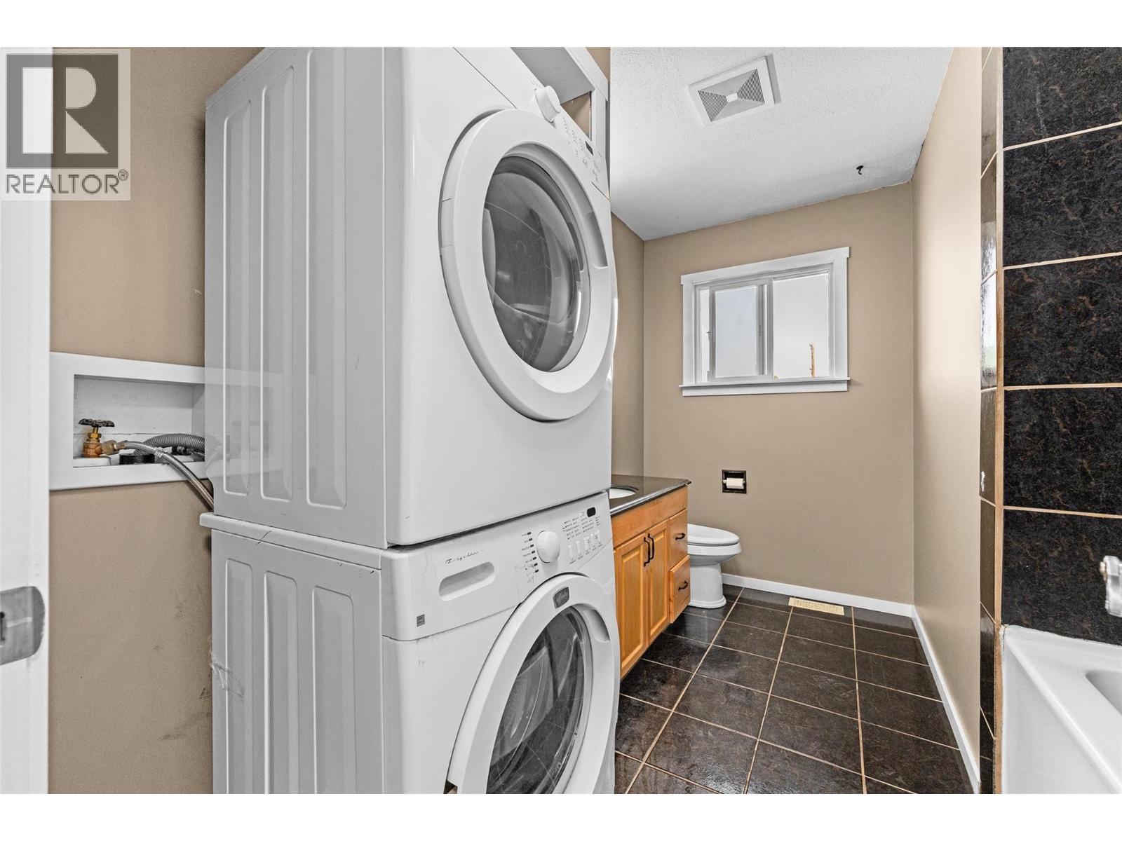 420 Hillaby Avenue - 25