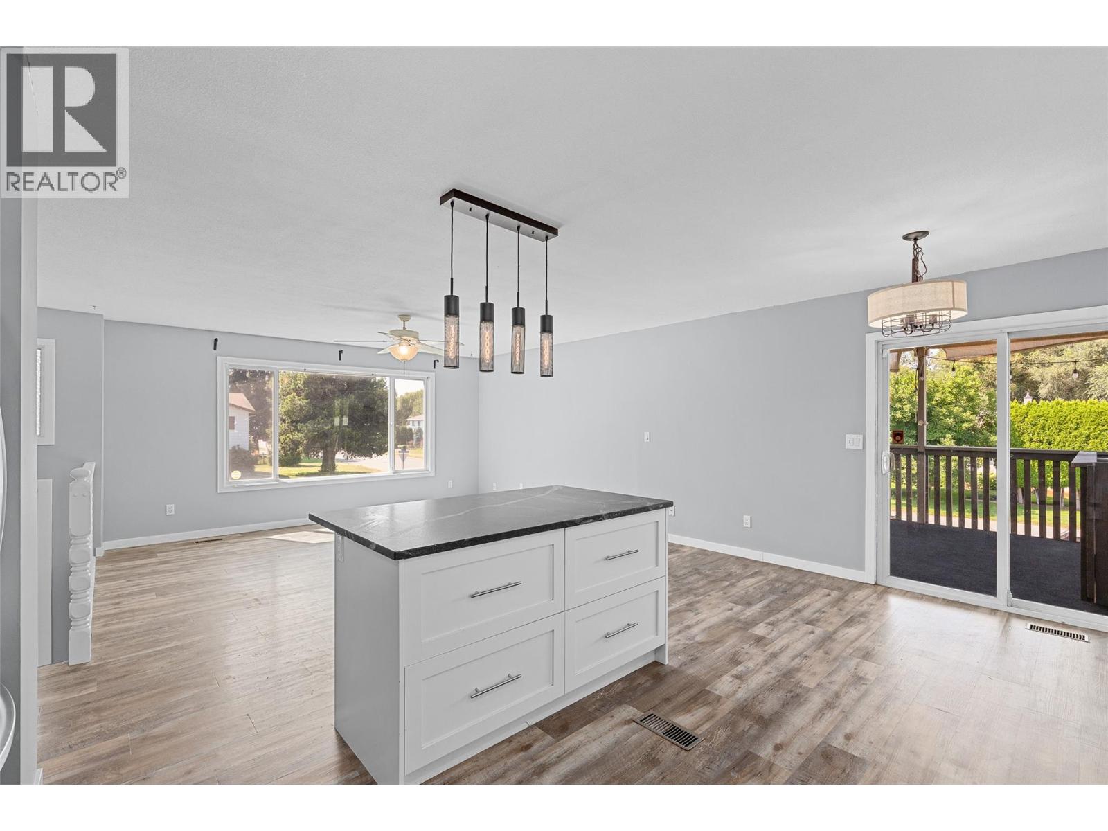 420 Hillaby Avenue - 14