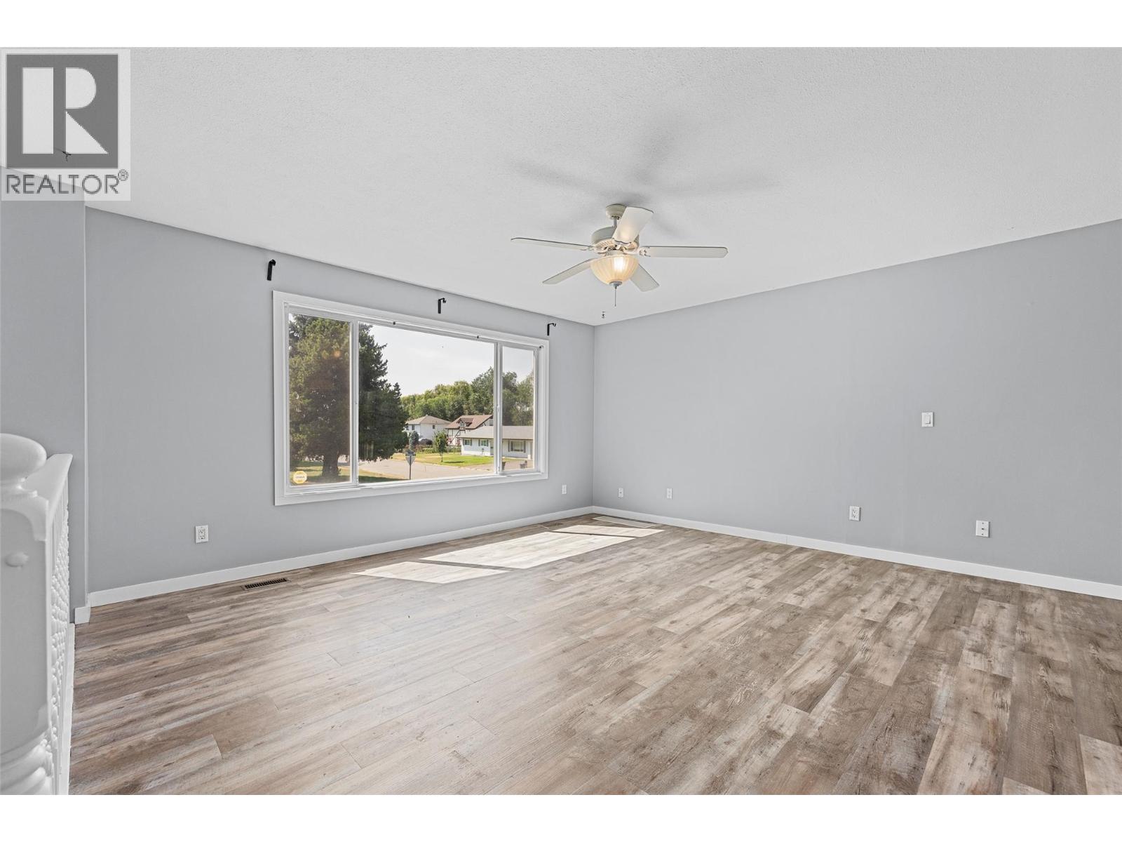 420 Hillaby Avenue - 9
