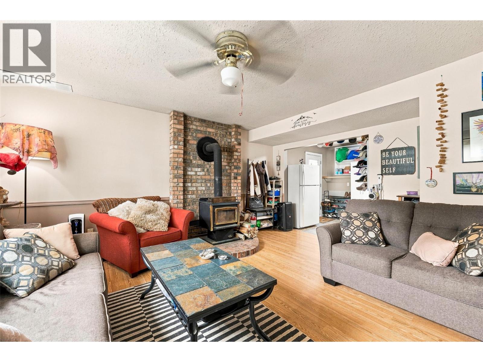 420 Hillaby Avenue - 33
