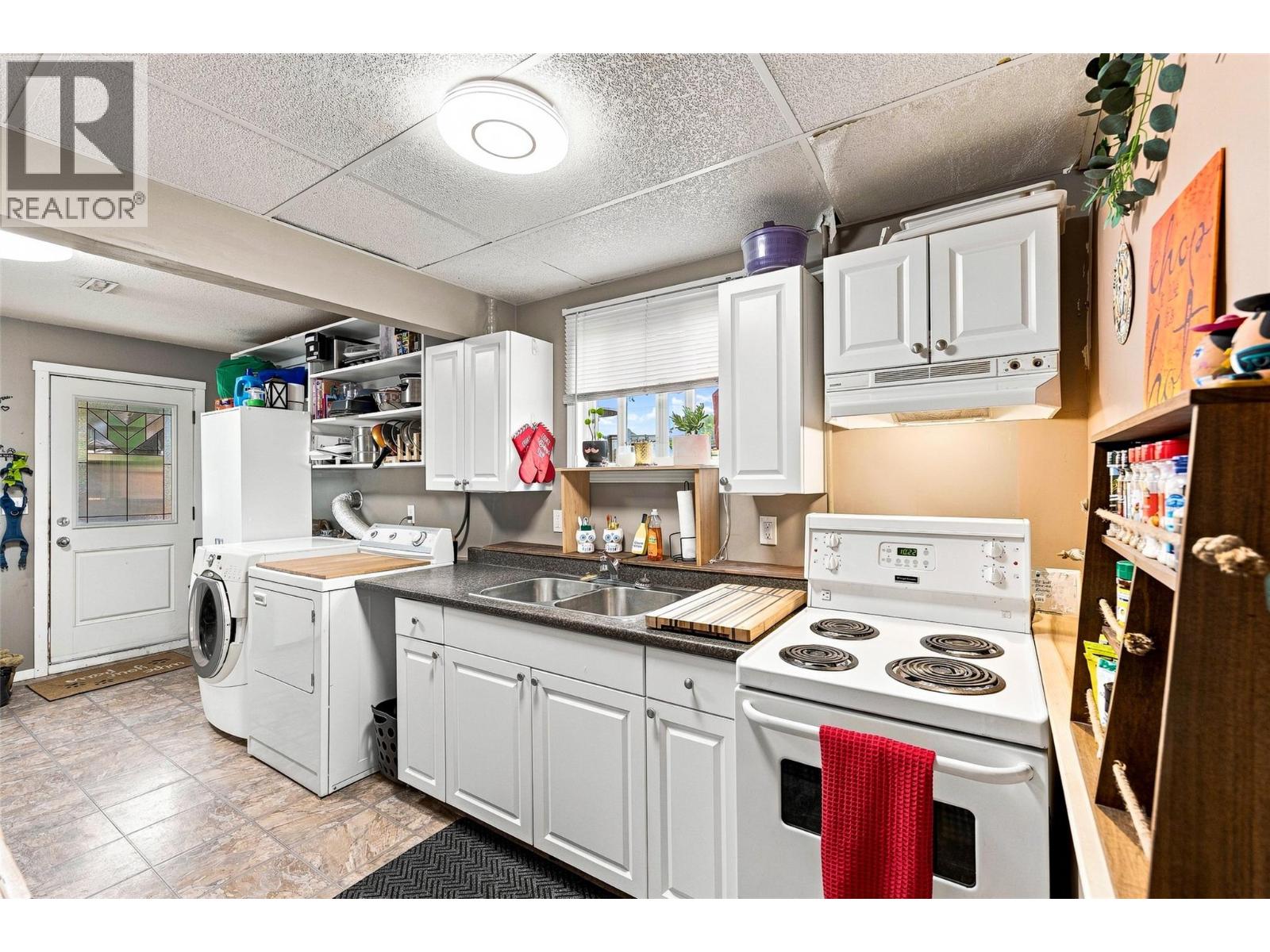 420 Hillaby Avenue - 31