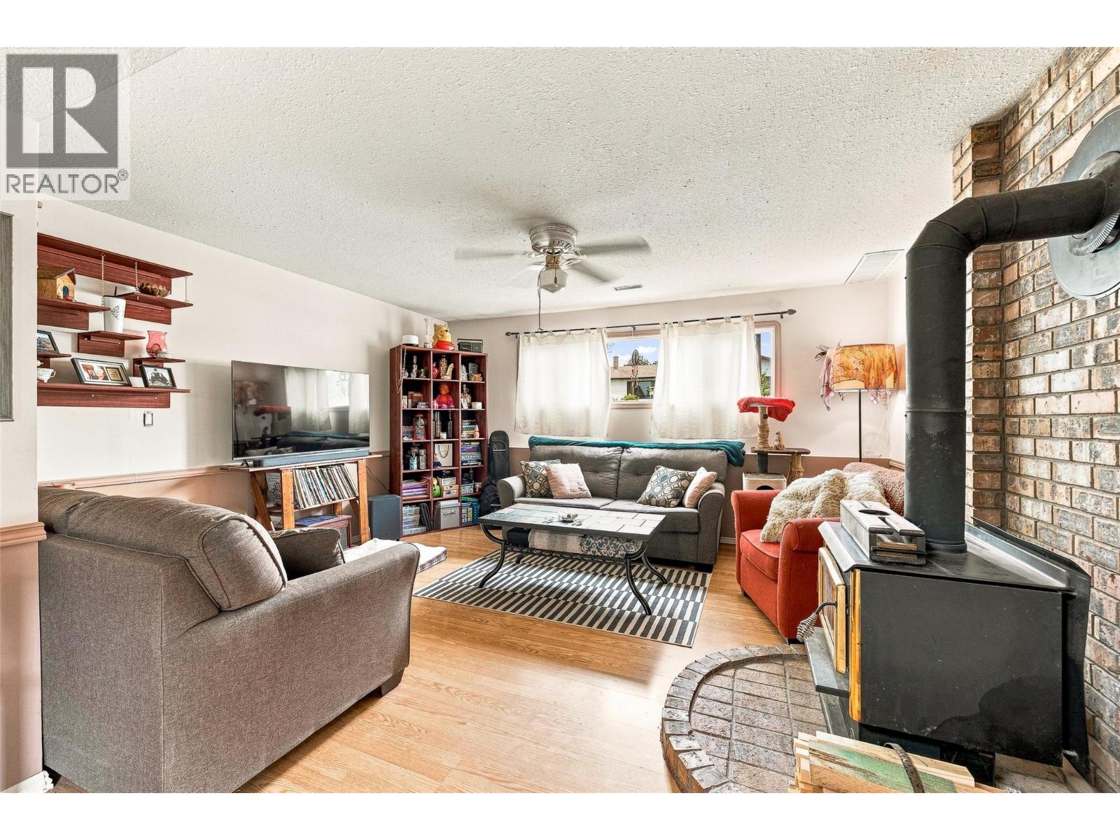 420 Hillaby Avenue - 32
