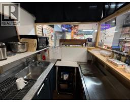 281 Willingdon Avenue, Burnaby, BC V5C5G1 Photo 15