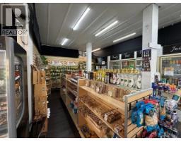 281 Willingdon Avenue, Burnaby, BC V5C5G1 Photo 9