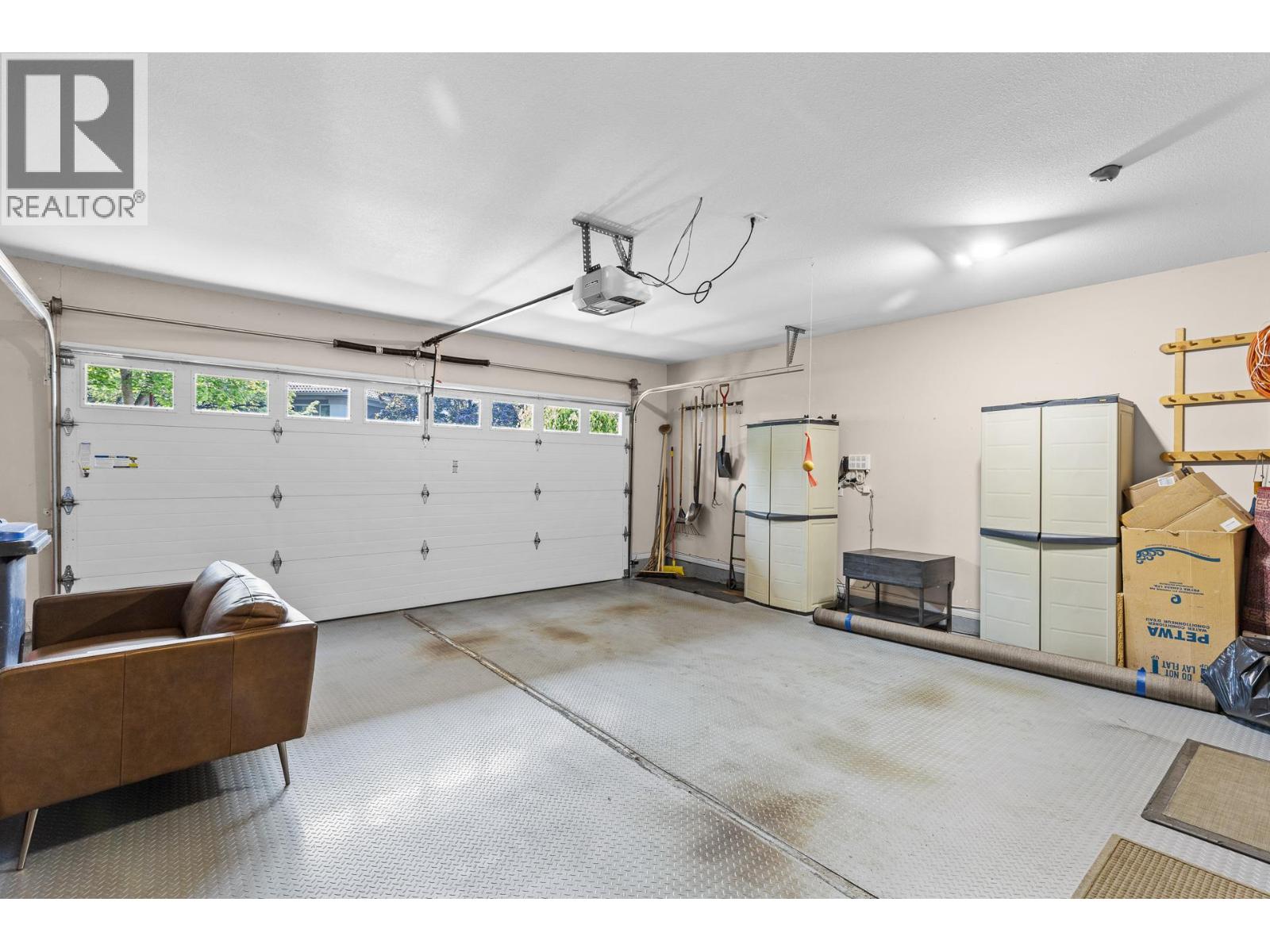 4400 Gallaghers Drive E, Kelowna