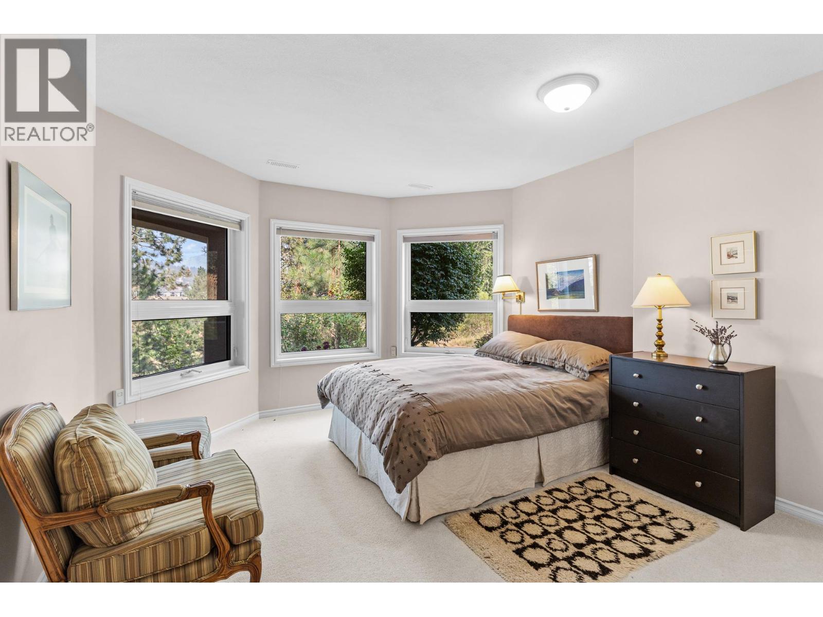 4400 Gallaghers Drive E - 31