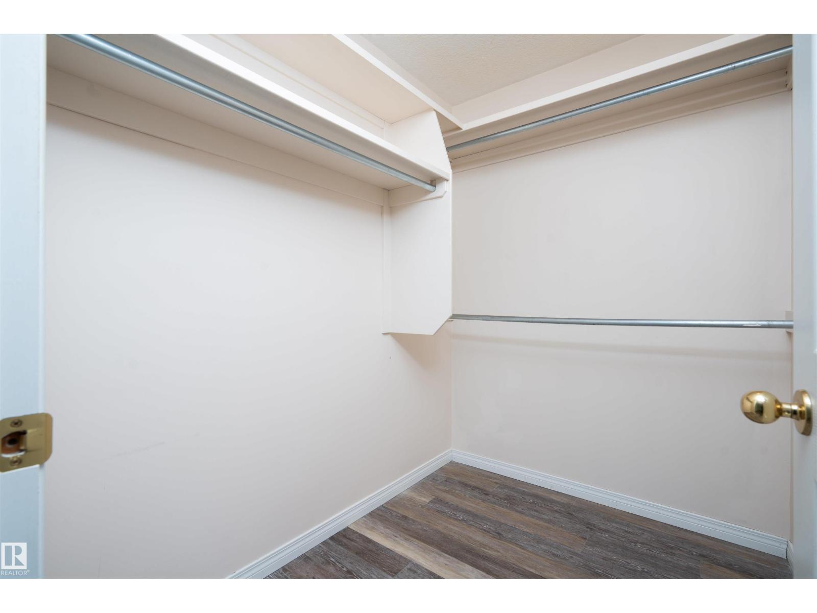 3811 44 Street NW - Photo 30