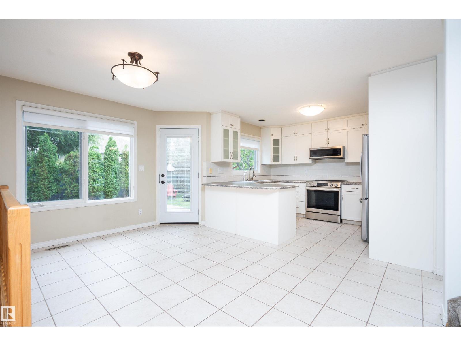 3811 44 Street NW - Photo 13
