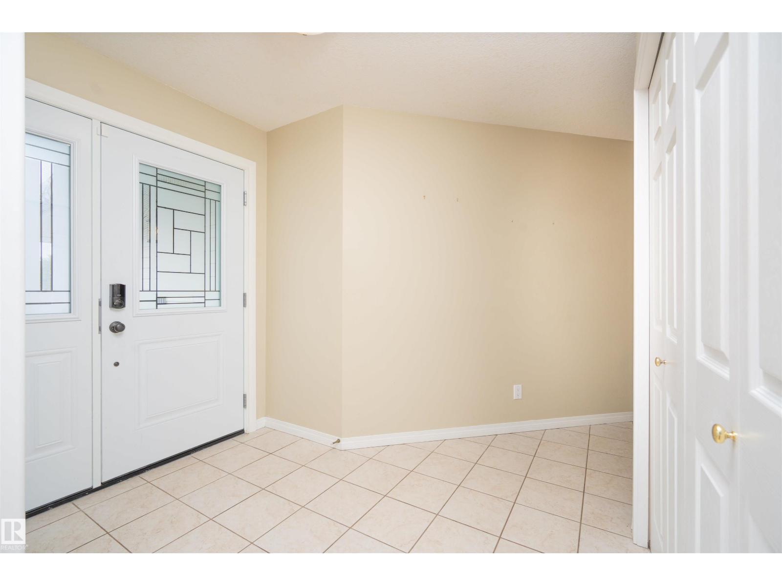 3811 44 ST NW - 10