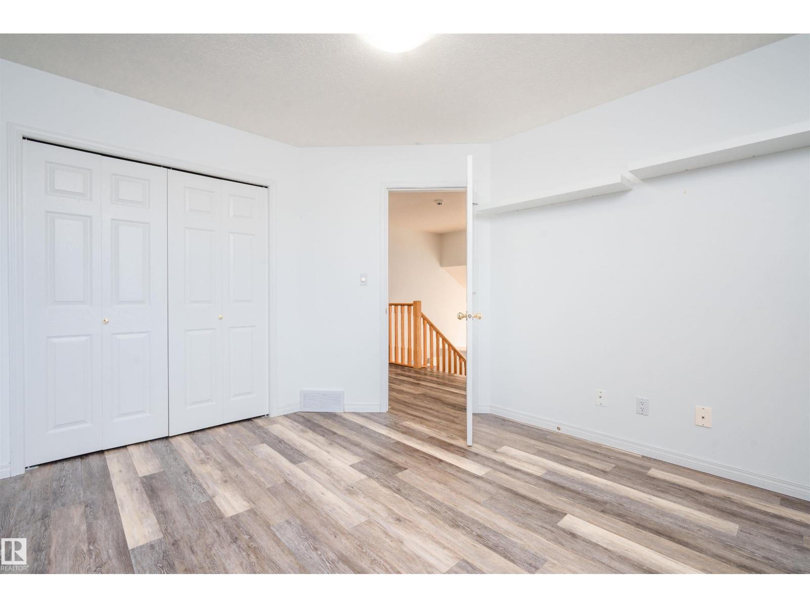 3811 44 Street NW - Photo 37