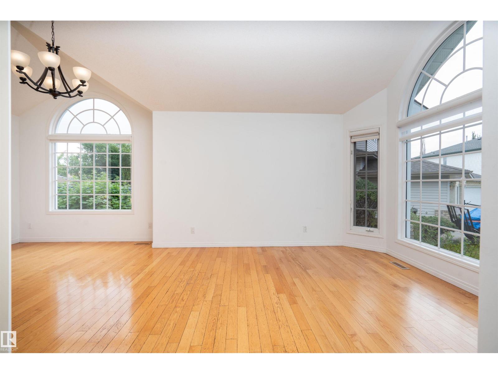 3811 44 Street NW - Photo 6