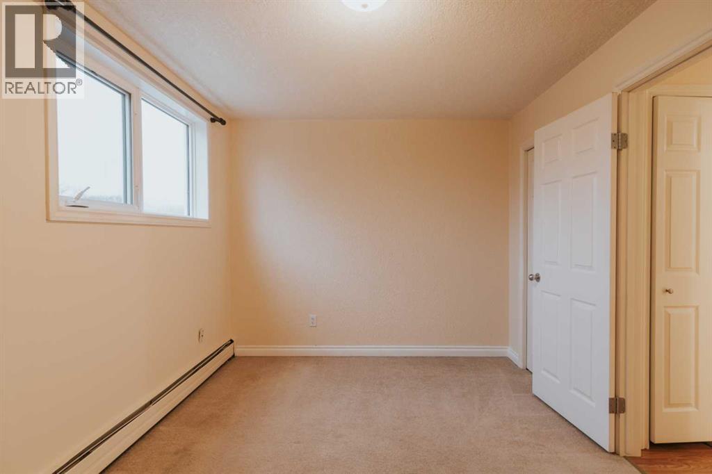 218 Mayor Magrath Drive North - Photo 10