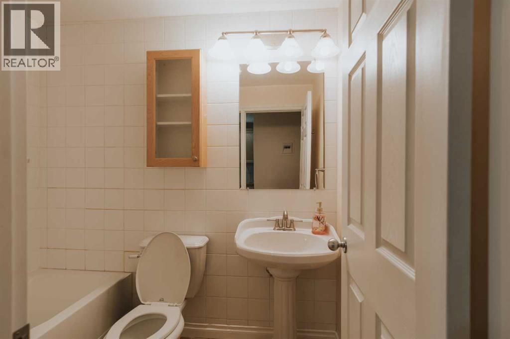 218 Mayor Magrath Drive North - Photo 5