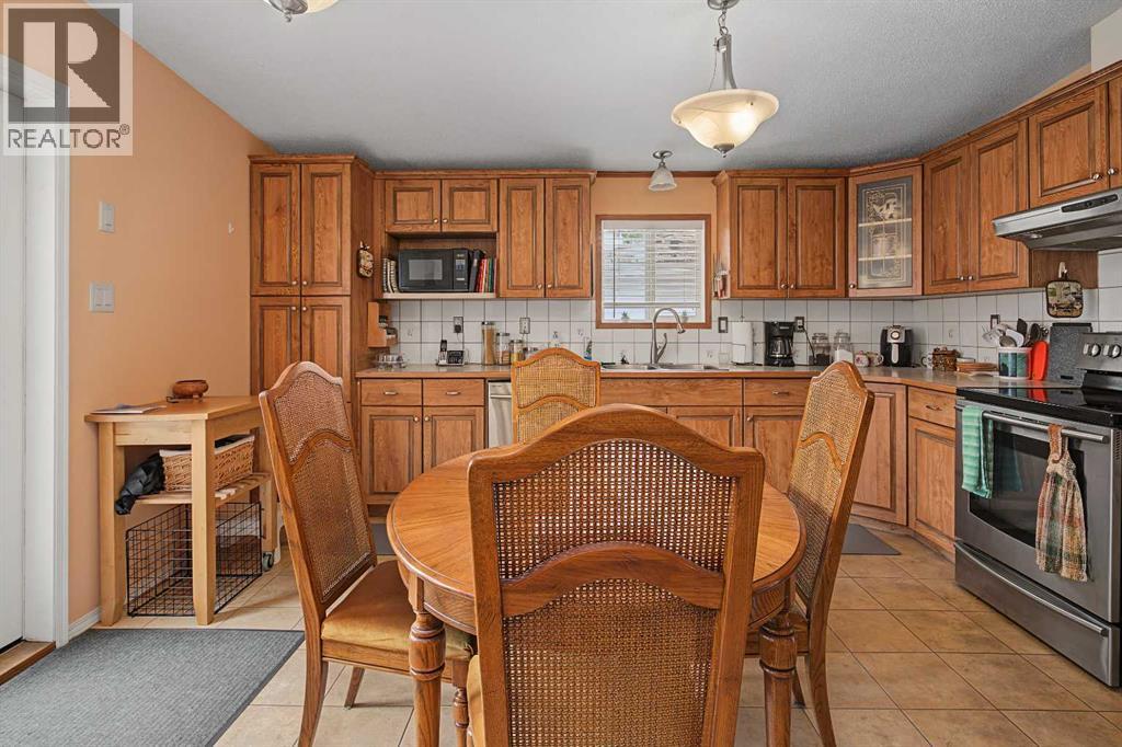 214 7 Street - Photo 8