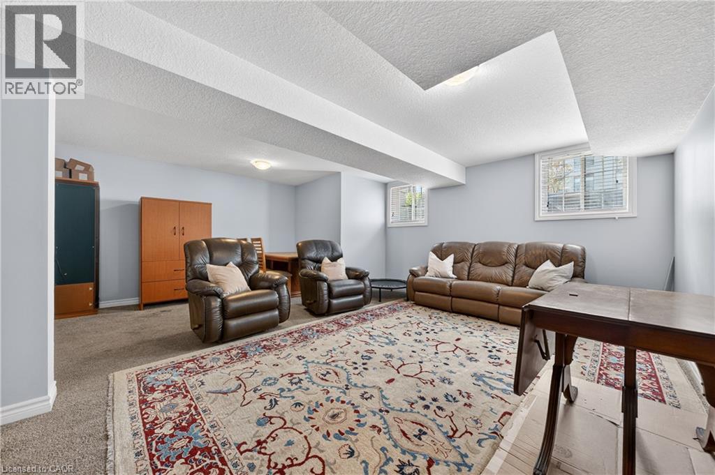 #35 635 SAGINAW Parkway - 34