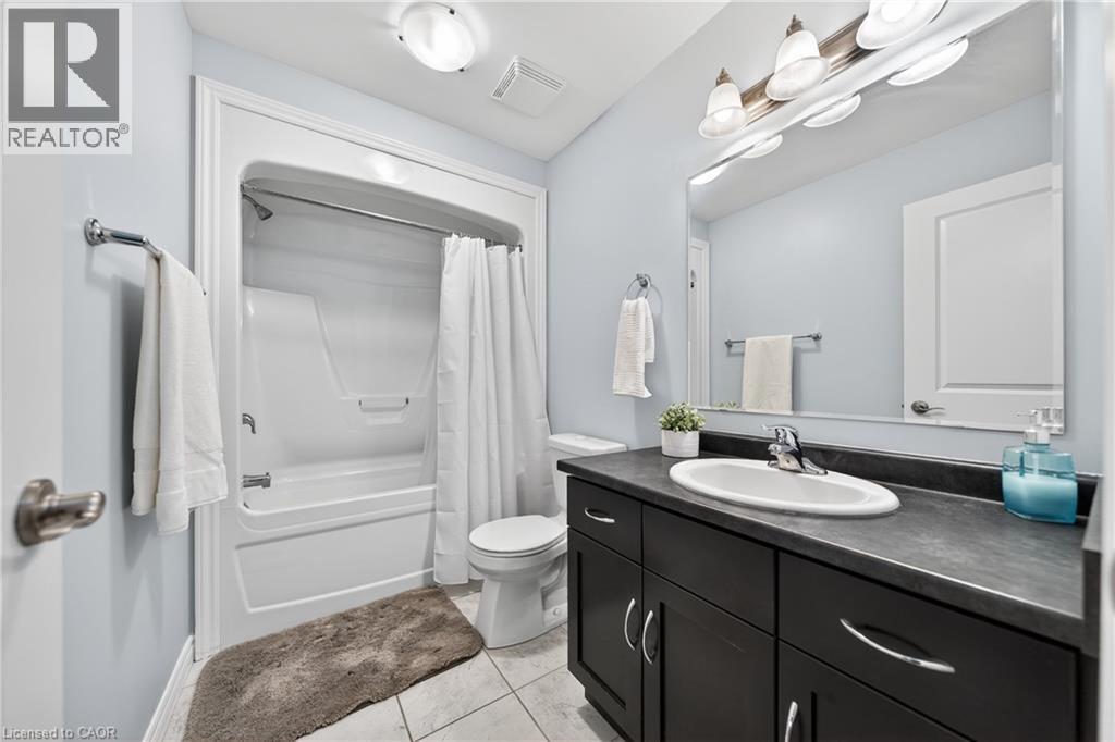 #35 635 SAGINAW Parkway - 30