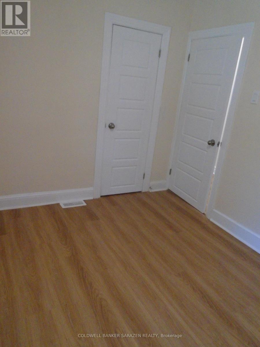 383 MONTFORT STREET N - 11