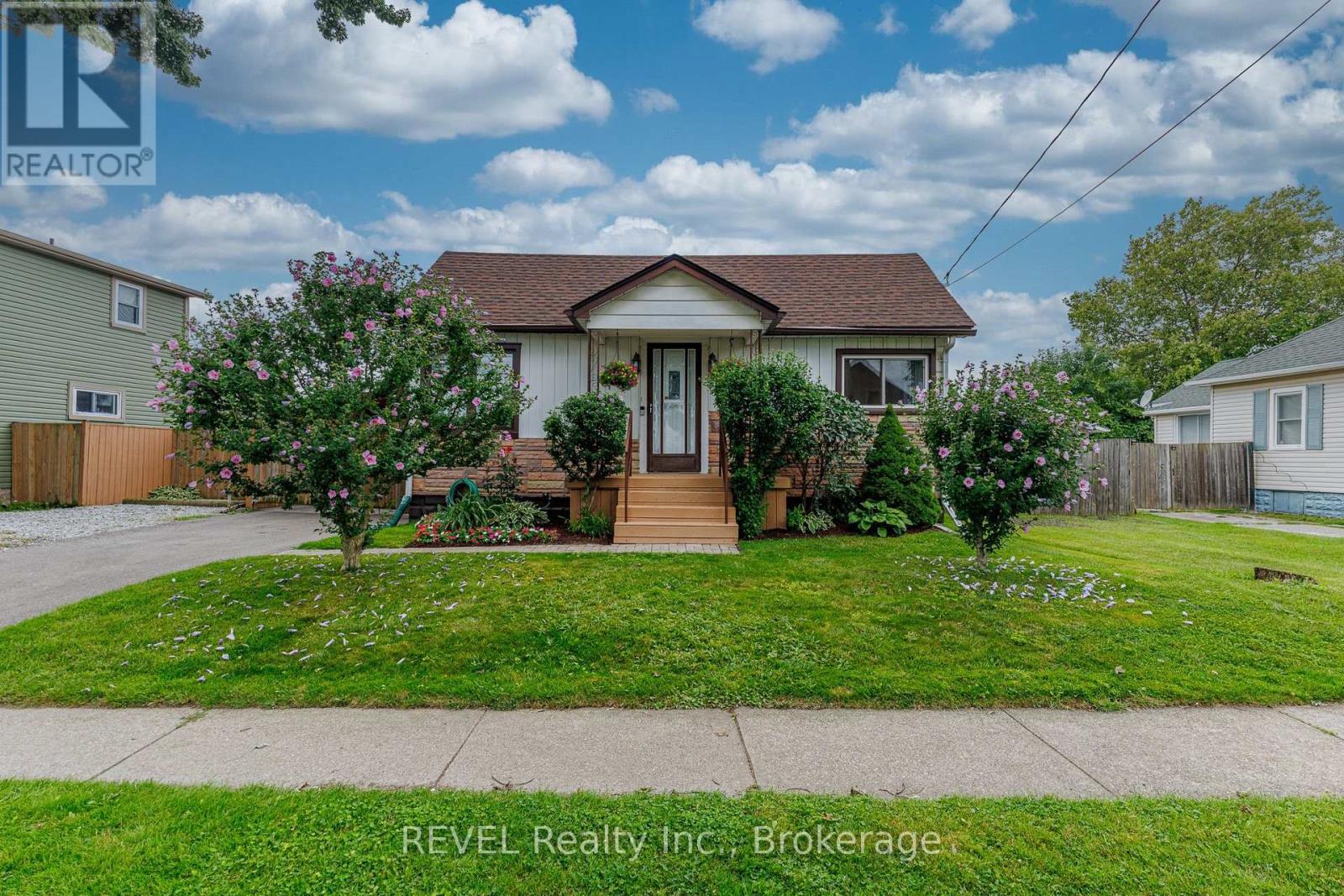 66 SEMLEY AVENUE - 1