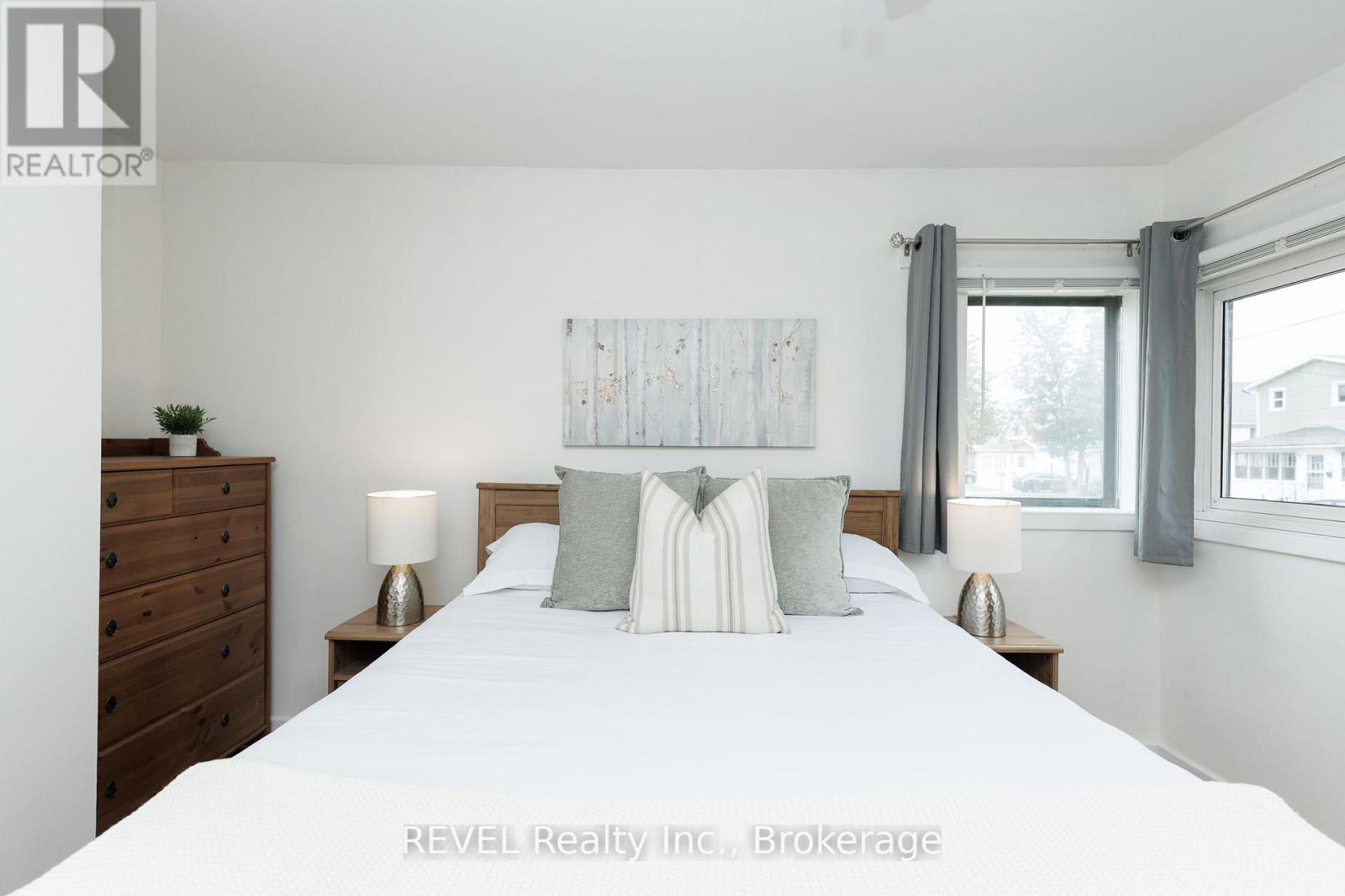 66 SEMLEY AVENUE - 12