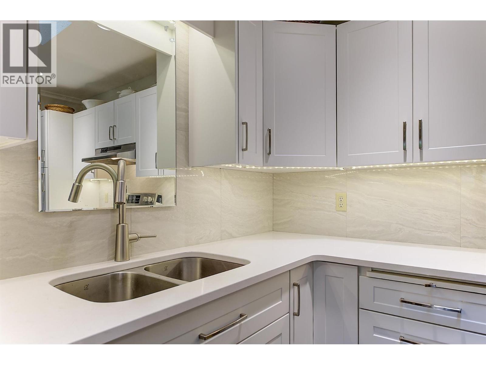 #83 2200 GORDON Drive - Image 21