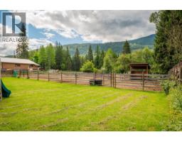 3452 Cemetery Road, Krestova, BC V0G1H2 Photo 43