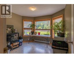 3452 Cemetery Road, Krestova, BC V0G1H2 Photo 22