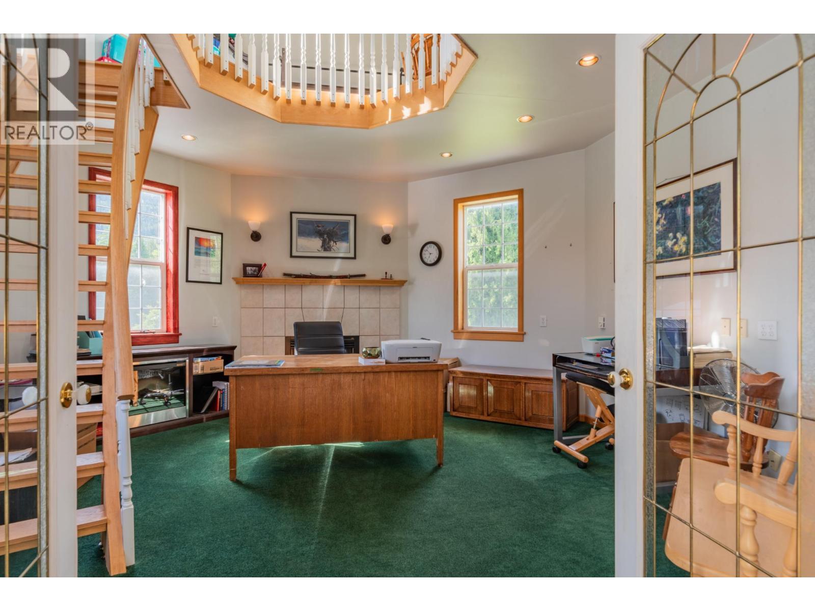3452 CEMETERY Road, Krestova