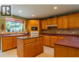 4pc Bathroom - 3452 Cemetery Road, Krestova, BC V0G1H2 Photo 10