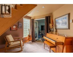 3452 Cemetery Road, Krestova, BC V0G1H2 Photo 20
