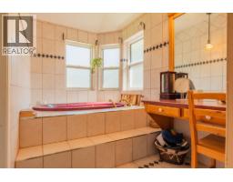 3452 Cemetery Road, Krestova, BC V0G1H2 Photo 37