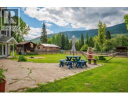 3452 Cemetery Road, Krestova, BC V0G1H2 Photo 42