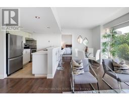 201 - 97 Lawton Boulevard, Toronto, ON M4V1Z6 Photo 15