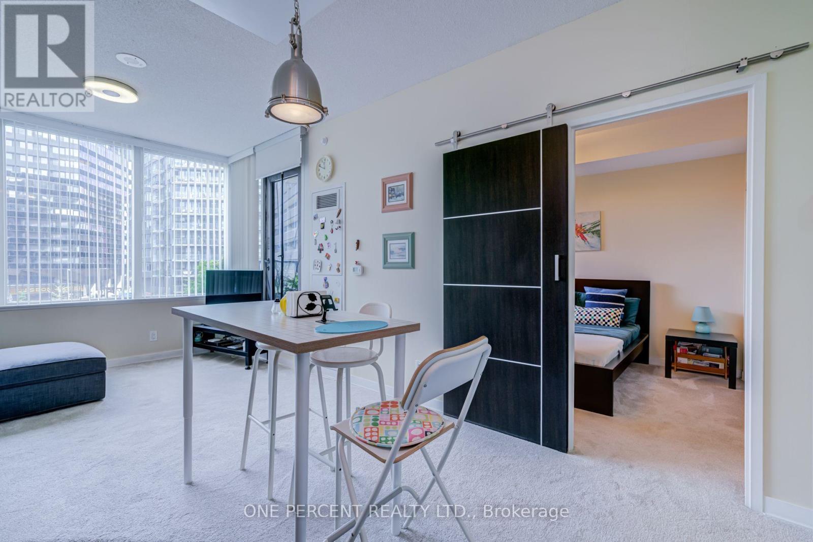 #S217 120 BAYVIEW AVENUE - 9