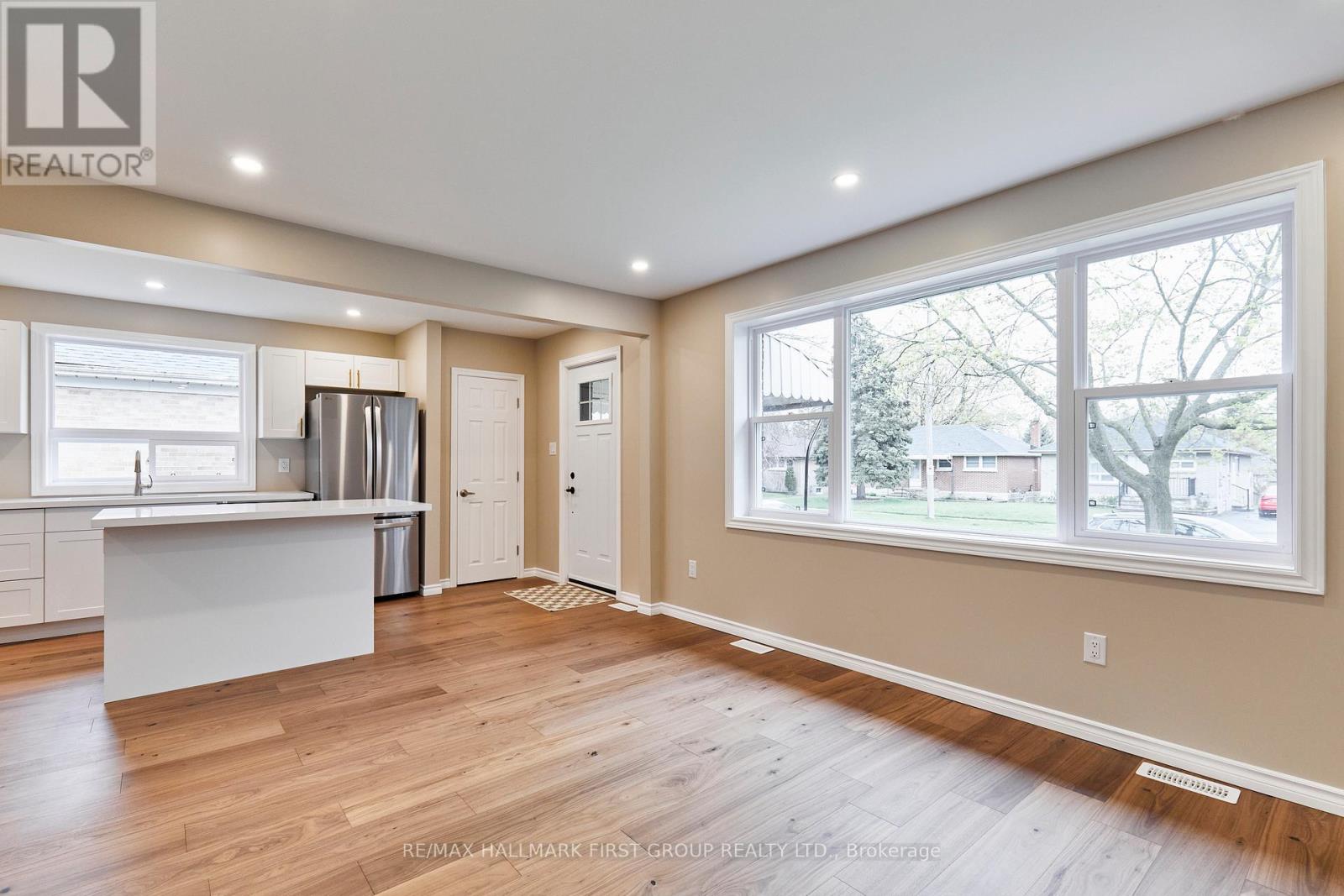295 BALDWIN STREET - 14