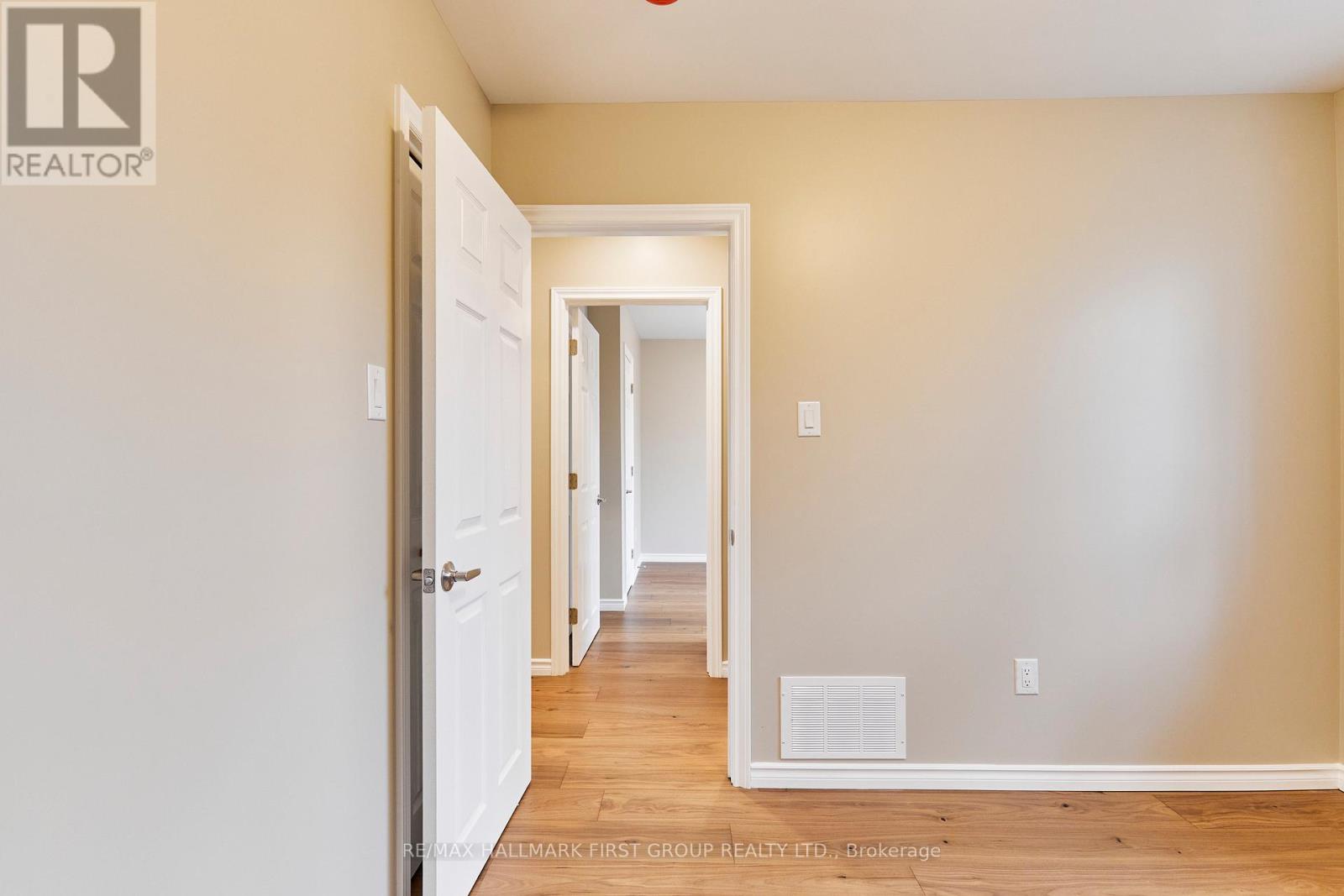 295 BALDWIN STREET - Image 21