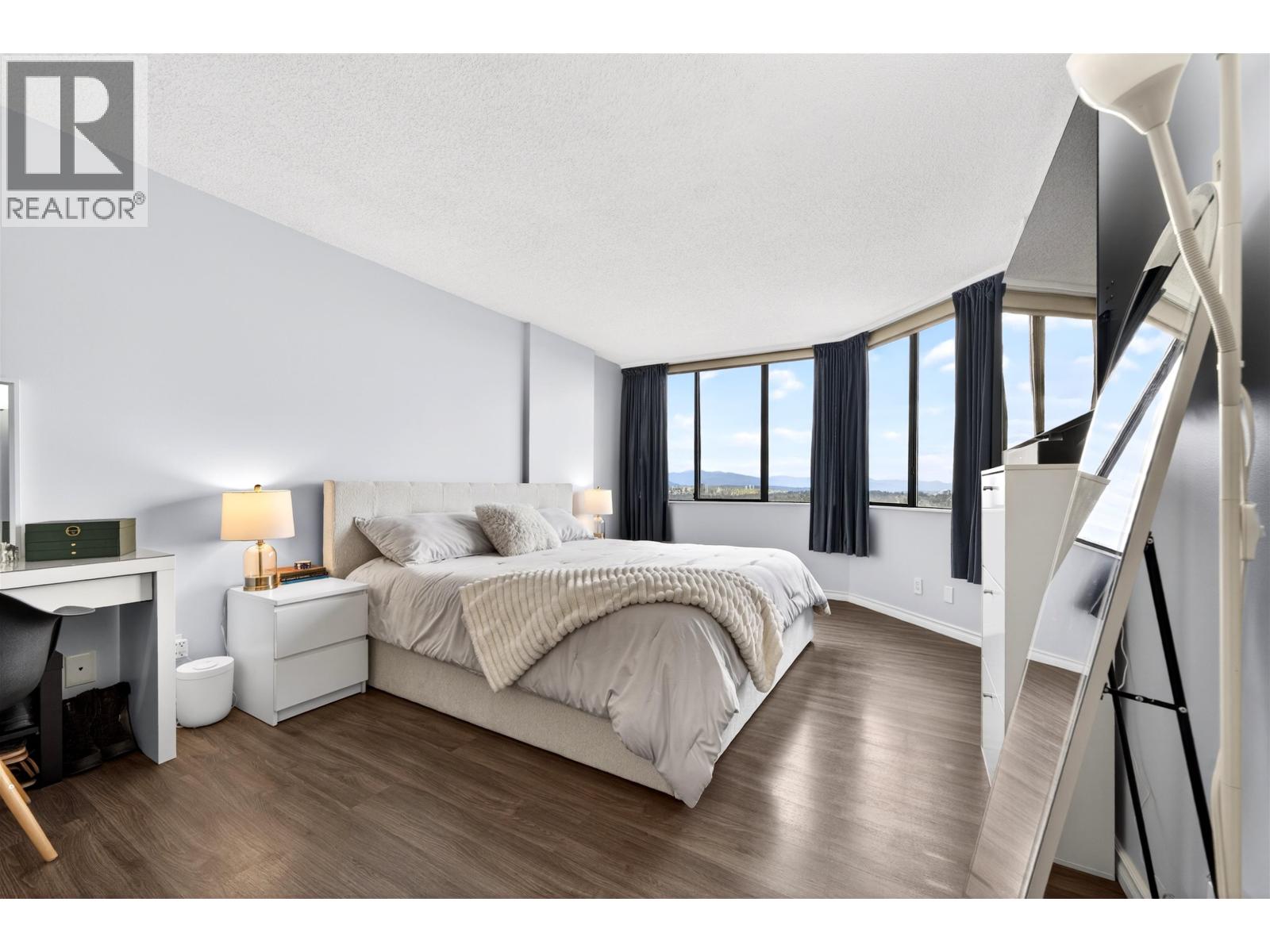 1903 6540 BURLINGTON AVENUE, Burnaby