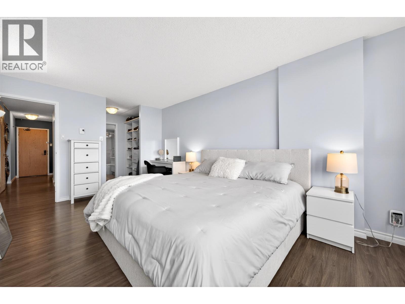 1903 6540 BURLINGTON AVENUE, Burnaby