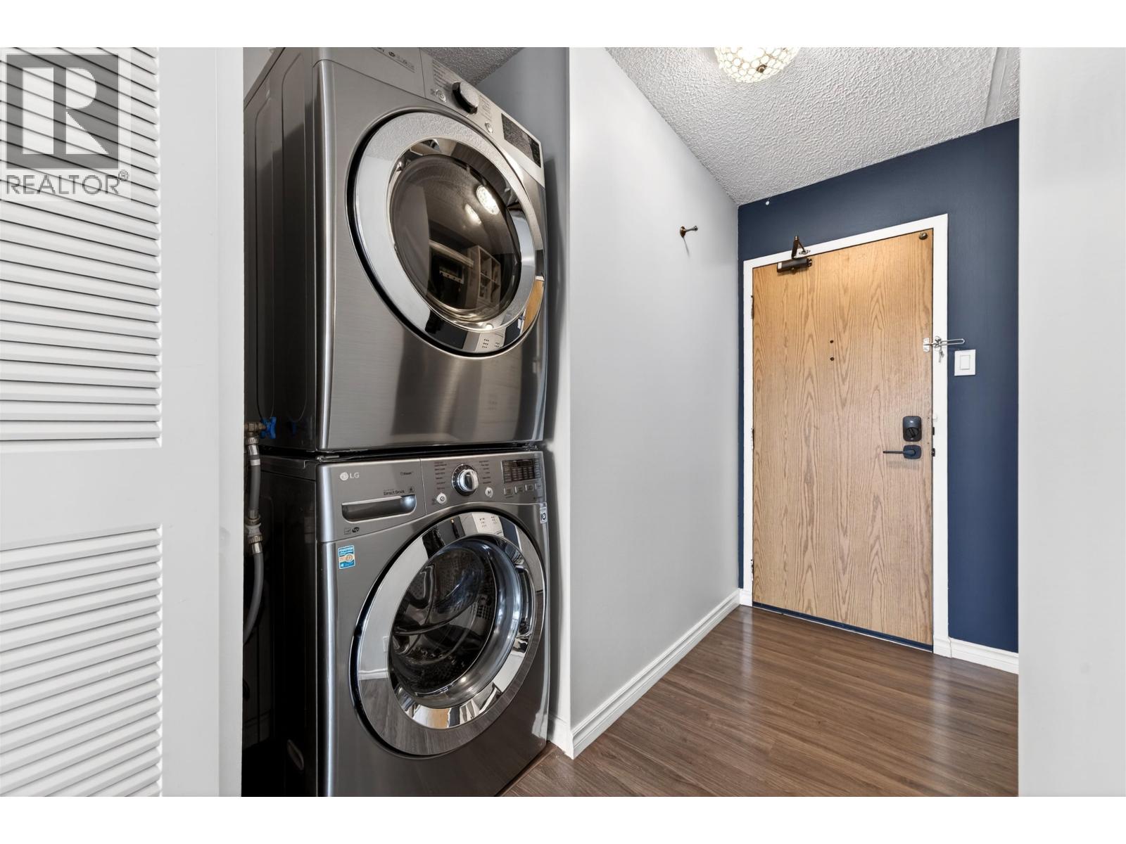 1903 6540 BURLINGTON AVENUE, Burnaby