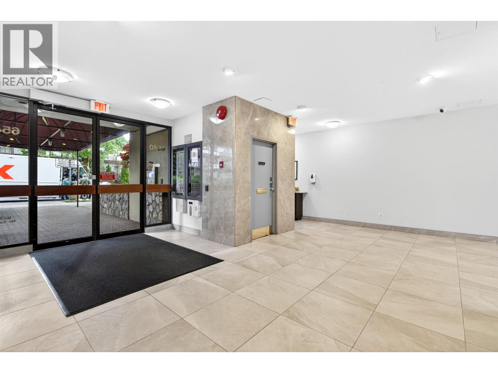 1903 6540 BURLINGTON AVENUE, Burnaby