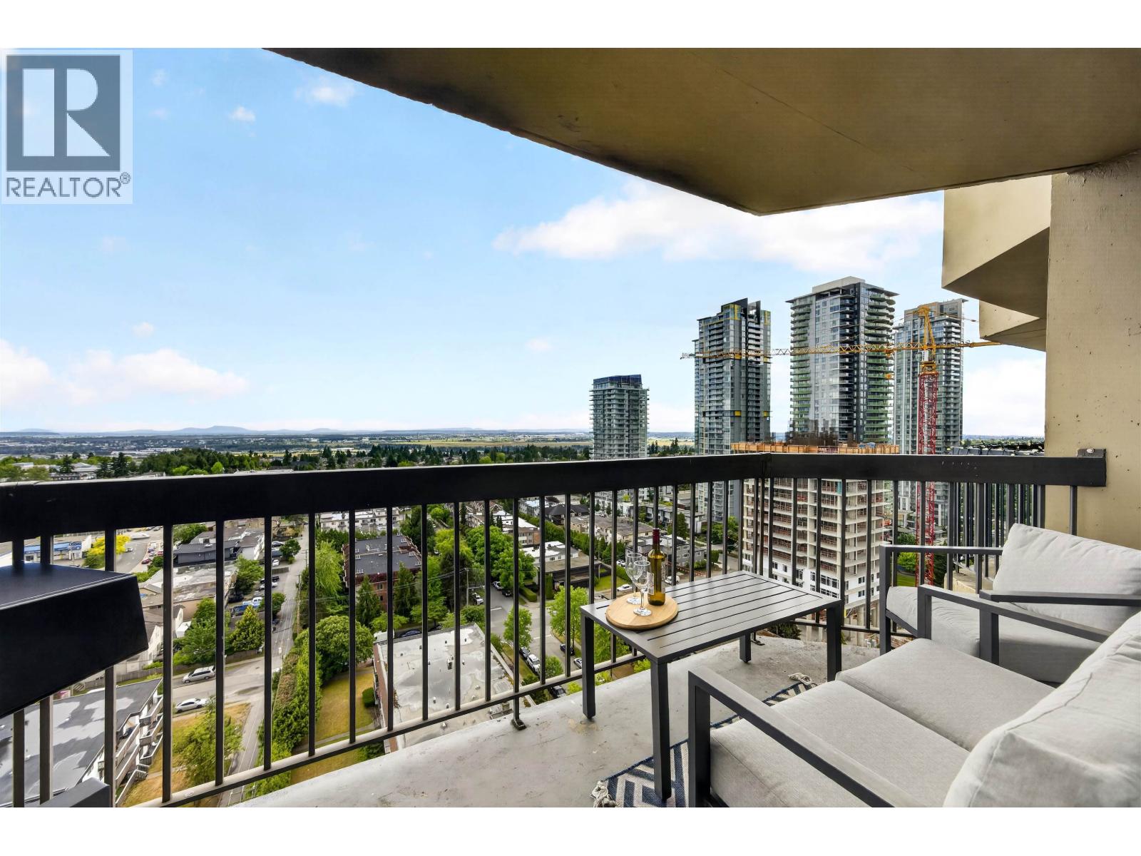 1903 6540 BURLINGTON AVENUE, Burnaby