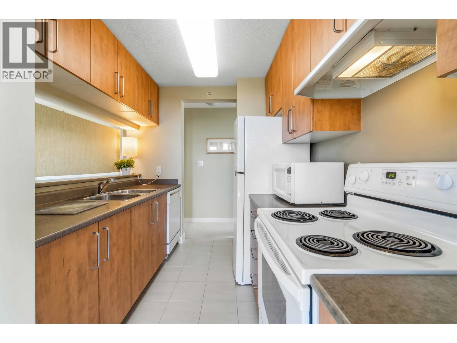 2 Bed, 2 Bath Apartment for Sale in Vancouver – 805 5380 OBEN STREET, Vancouver – MLS# R3155958 - Image 10