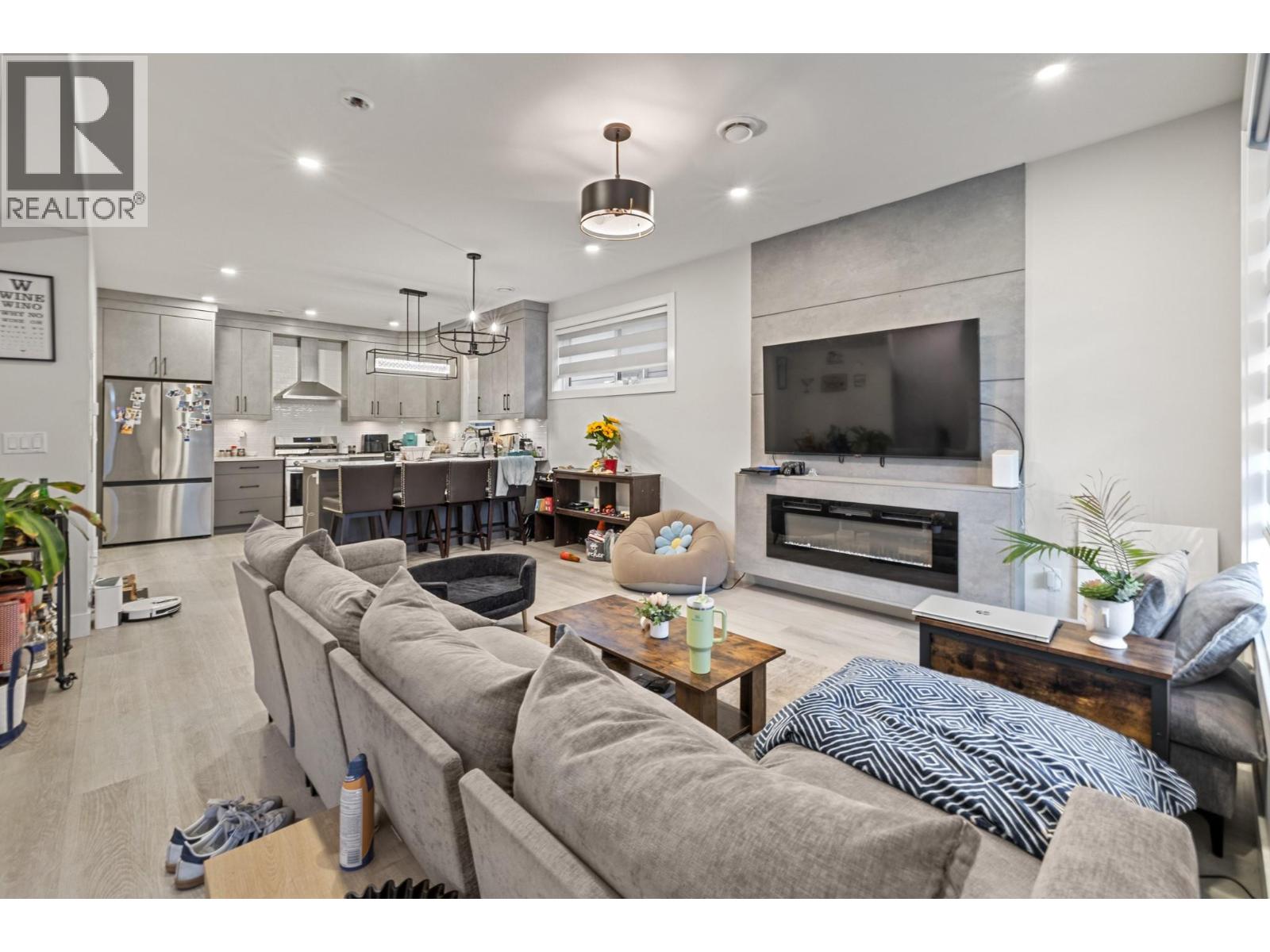 #2 830 Glenwood Avenue - 1