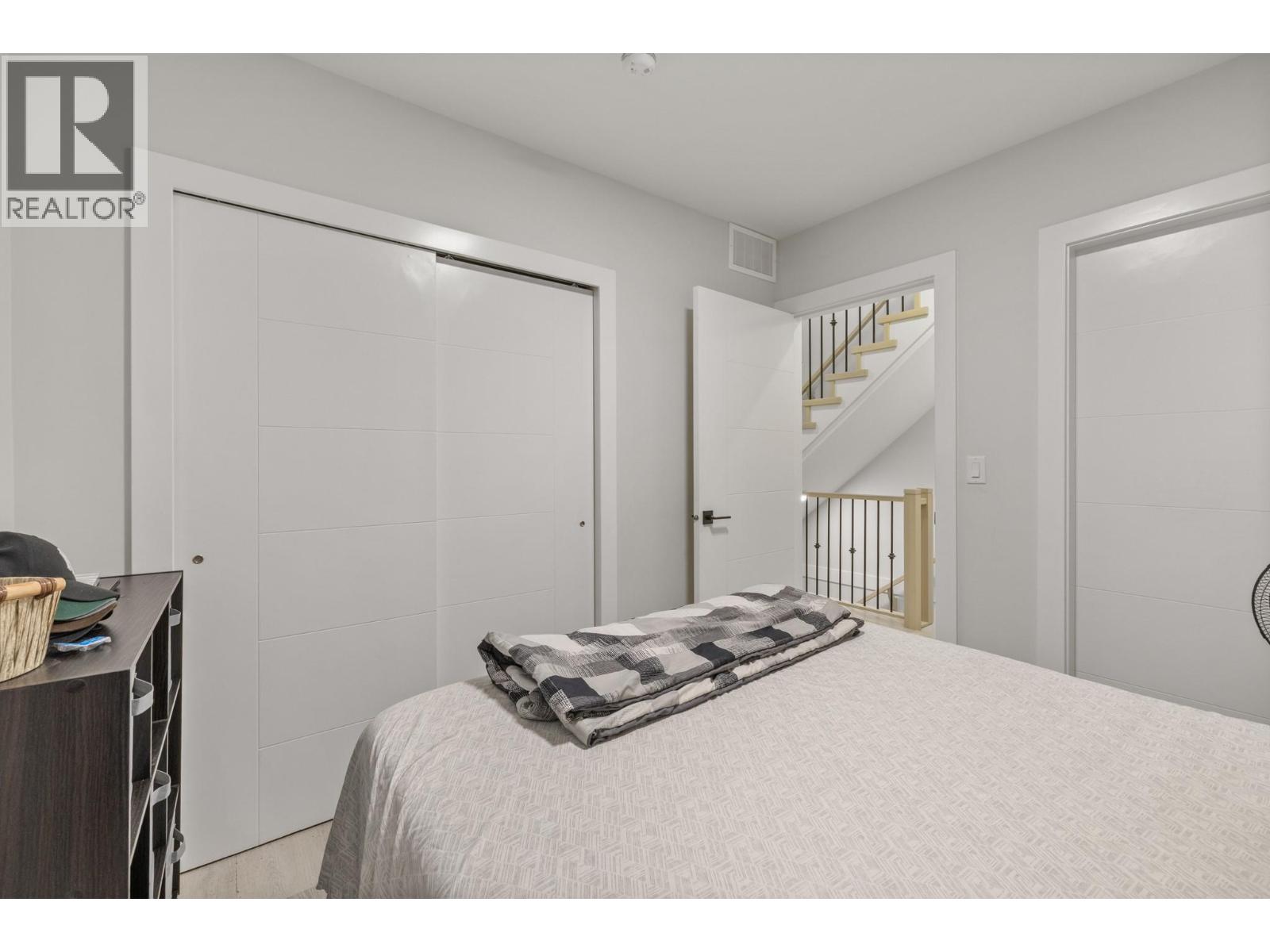 #2 830 Glenwood Avenue - 13