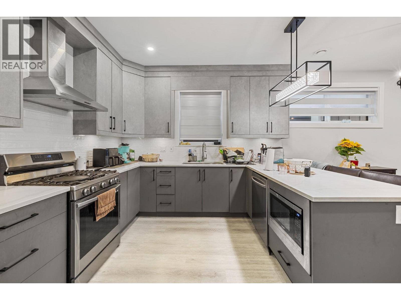 #2 830 Glenwood Avenue - 8