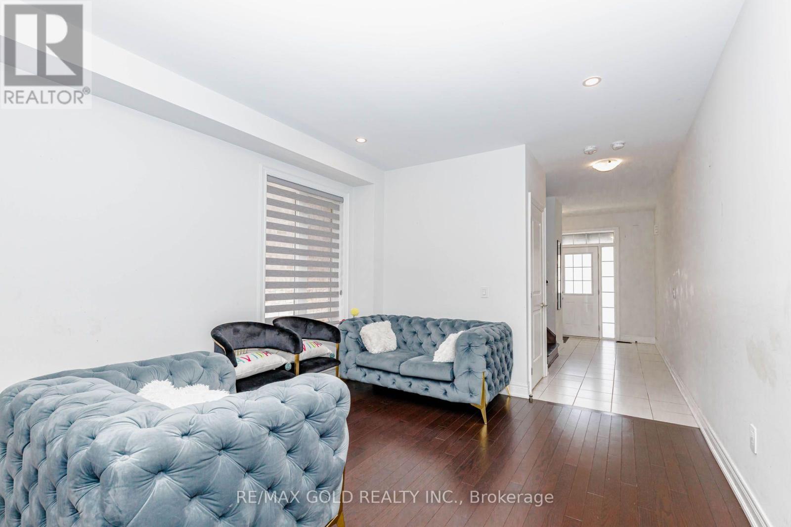 33 TIGER CRESCENT - 7