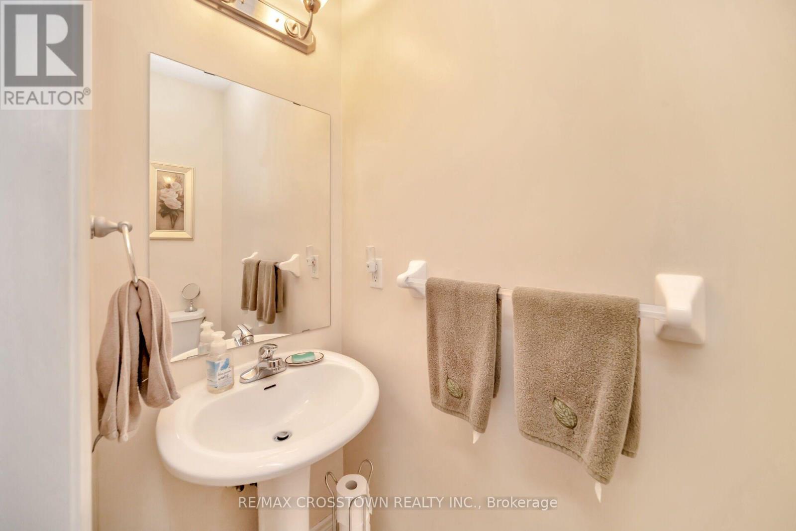 67 SORBONNE DRIVE - 21
