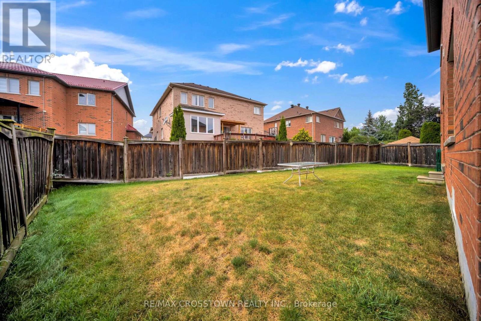 67 SORBONNE DRIVE - 47