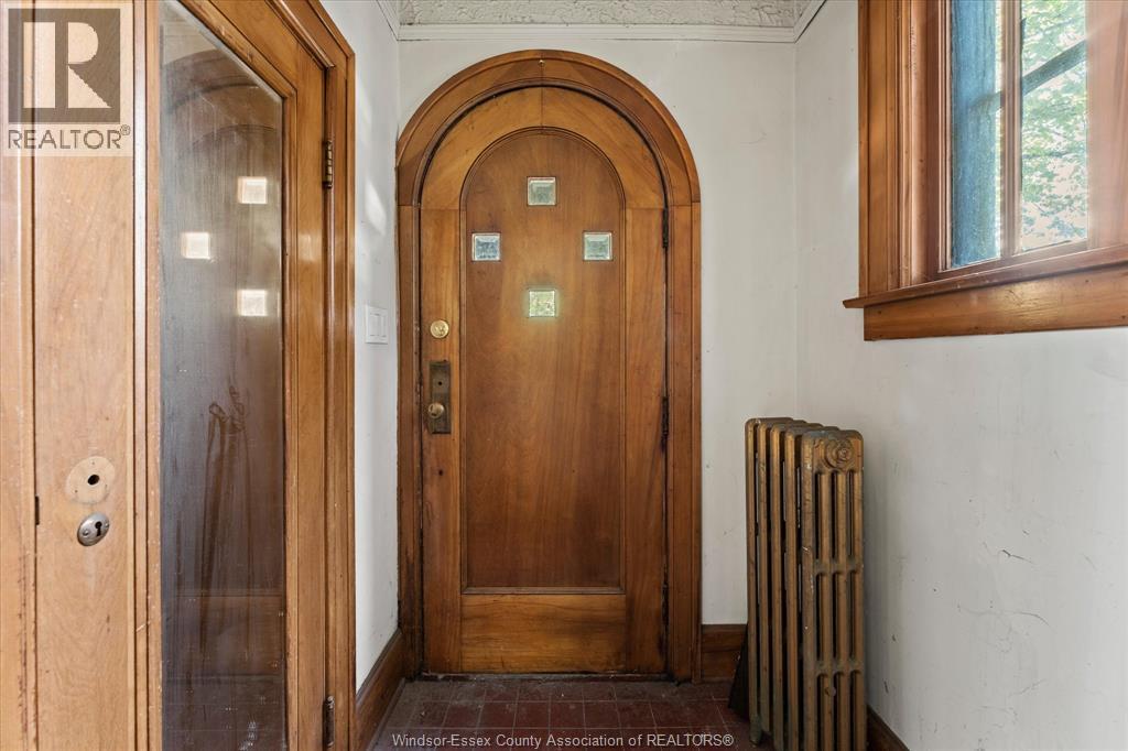3056 Alexander AVENUE - 4