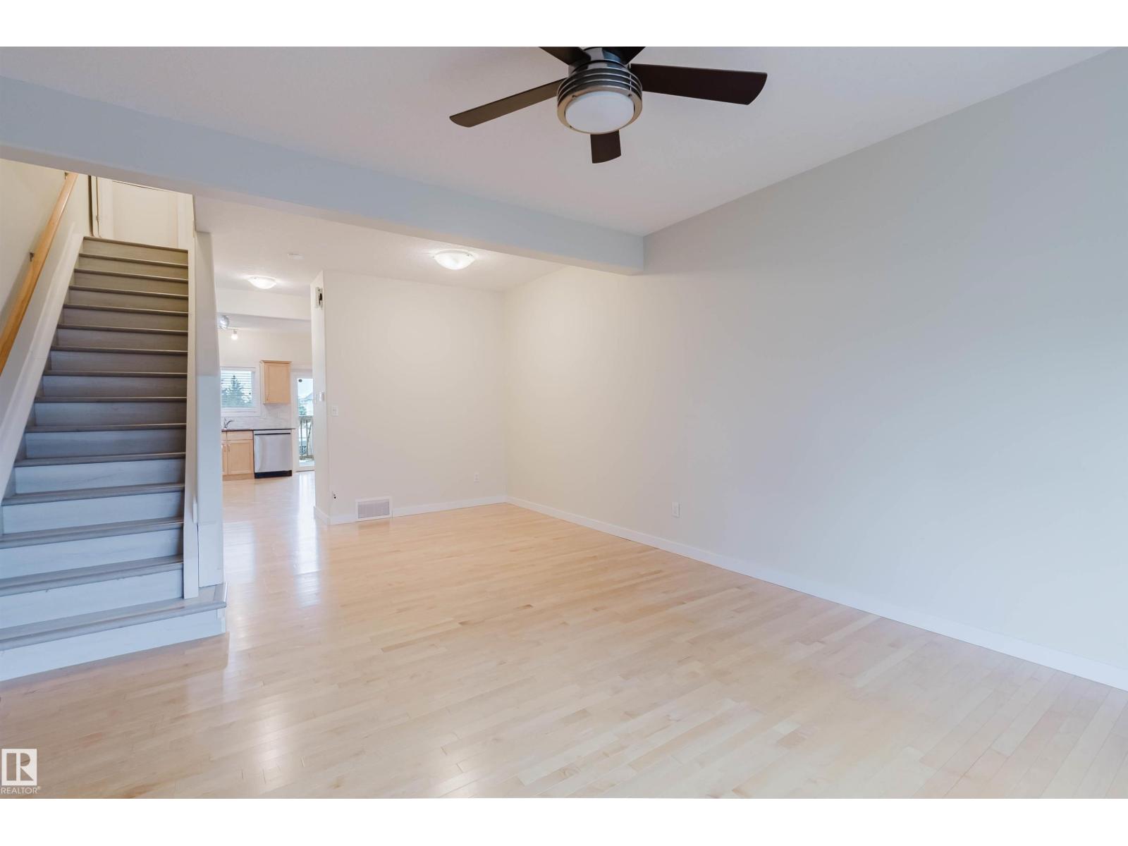 #2 13215 153 AV NW - 15