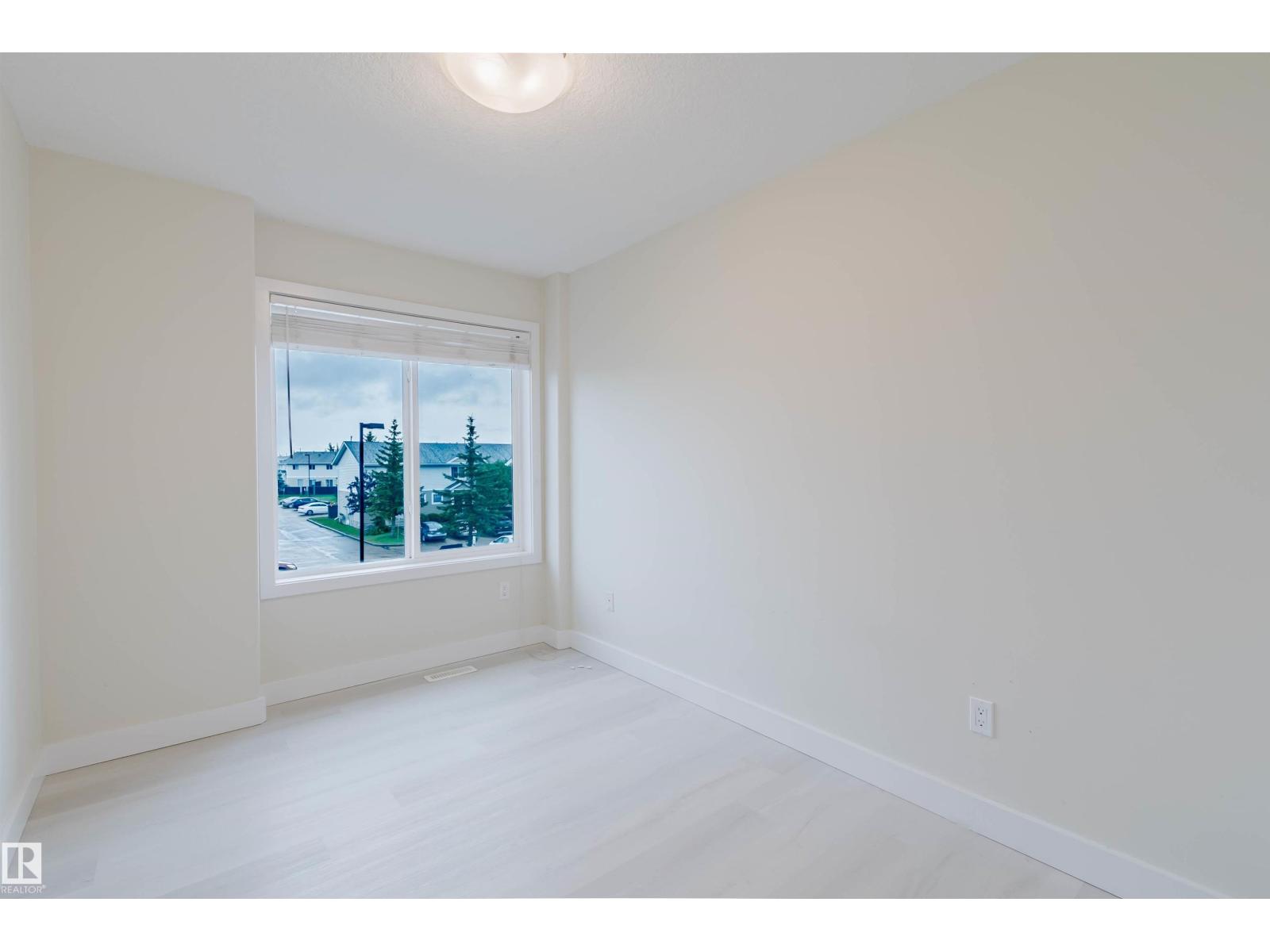 #2 13215 153 AV NW - 23